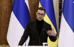 Финскиот претседател до Трамп: Се обликува „поевропски НАТО“, а Европа презема одговорност