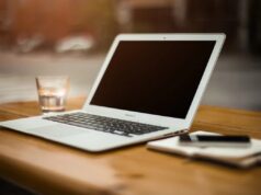 Од денеска лаптопите во ЕУ ќе мора да имаат еден полнач