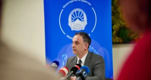 Алиу: Обезбедуваме 100 нови амбулантни возила за јавните здравствени установи