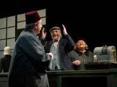 МНТ со наградуваната претстава „Народен пратеник“ гостува на фестивали во Велес и Пожаревац