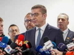 Мицкоски: Ги уверувам граѓаните дека во овој момент состојбата е стабилна, струјата нема да поскапи