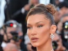 (Фото) Најубавата жена на светот се соблече во бикини и покажа зошто е најубава