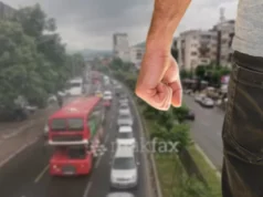 Заклучена во тоалет и избркана од домот: Жена од Бит Пазар пријавила семејно насилство