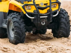 Четирицикл излетал од патот во Тетовско, двајца млади завршија во болница со повреди