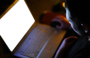 Татко се самозадоволувал и прикажувал порнографски содржини пред својот малолетен син