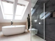 Како да ги отстраните жолтите дамки од кадата со помош на грејпфрут и сол