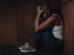 Малолетничка уценувана дека доколку не ја продолжи врската ќе бидат објавени експлицитни фотографии од неа