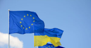 Сибиха: Украина нема да се согласи со моделот на постепено пристапување кон ЕУ