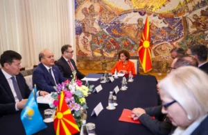 Средба на Сиљановска-Давкова со казахстанскиот министер за трговија и интеграции, Арман Шакалиев