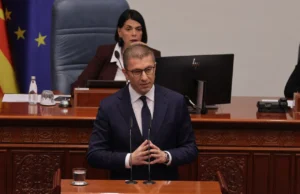 Мицкоски до Беџети: Никој нема ништо против користењето на албанскиот јазик