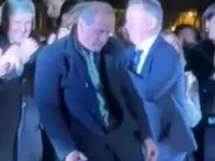 (Видео) Идниот министер за здравство во Унгарија хит на интернет поради неговиот танц