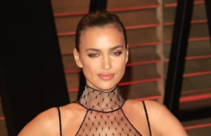 (Фото) Ирина Шајк „убива“ во минијатурно бикини – беспрекорна совршеност