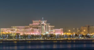 Катар до Иран: Поморските рути не смеат да се користат како притисок