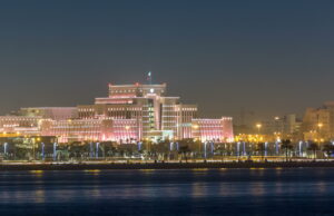 Катар до Иран: Поморските рути не смеат да се користат како притисок