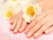 (Фото) Ноктите во оваа боја се новиот моден тренд за пролет 2026