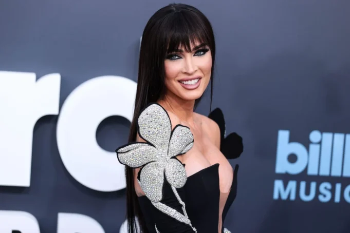 megan-foks1depositphotos_609401746_xl