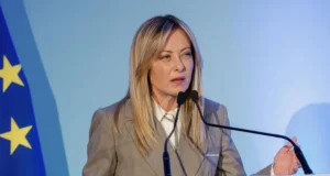 Мелони на турнеја низ Заливот: разговори за војната и безбедноста во Ормутскиот теснец