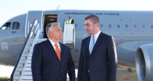 „Падот на Орбан е лоша вест за Мицкоски – потврда и од германските медиуми“, велат од СДСМ