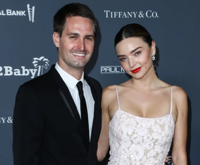 miranda-ker-evandepositphotos_613960360_xl