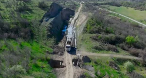 (Видео) Изградбата на пругата Бељаковце – Крива Паланка се реализира со силна динамика, вели директорот на ЈП Железници Инфраструктура