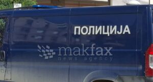 Малолетник нападнал друг малолетник пред игротека во Шуто Оризари: во полиција се пријавил сам