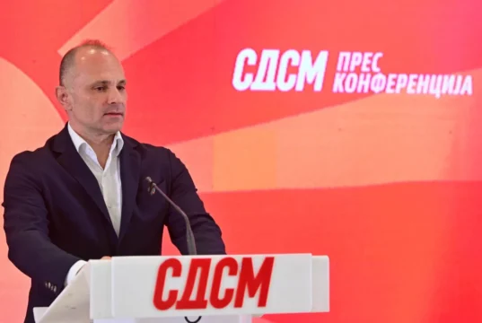 СДСМ прашува: Кој е овде луд?