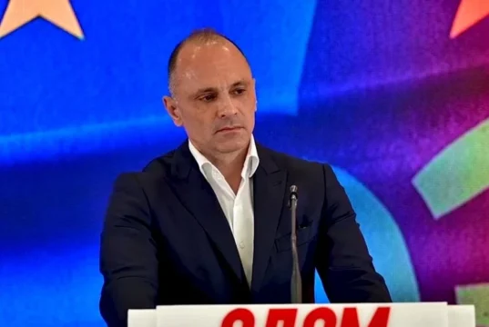 (Видео) Филипче: Додека го блокира европскиот пат, половина ВМРО имаат бугарски пасоши