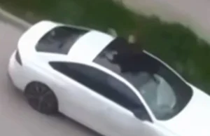 (Видео) Демолирал автомобил во Тузла, па пропаднал низ покривот – снимката се прошири на социјалните мрежи