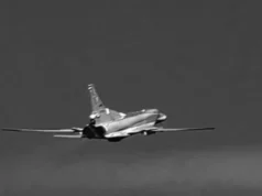 (Видео) Ловците на НАТО пресретнаа руски стратешки бомбардери над Балтикот, објавена е снимка