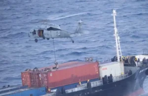 (Видео) Американска војска: Запленивме и ослободивме брод во Арапското Море
