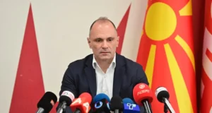 „Наместо да се реформираат, СДС и Филипче по насока на пропаднатиот ПР тим и преку фалименто соопштенијата, се фокусираат на избори и состојби во други држави“, велат од ВМРО-ДПМНЕ