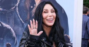 Шер 15 години не знаела дека има внука: Синот ја криел вистината