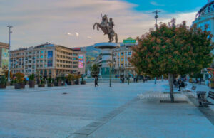 Синоќа уапсени петмина скопјани фатени со дрога