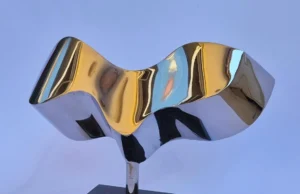 „Помеѓу одразите“ – изложба на скулптури на проф. д-р Слободан Милошески