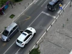Џип удри жена на пешачки премин кај ТЦ „Зебра“ во Скопје, пренесена е во болница