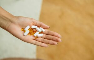 Лекарите предупредуваат: Популарните витамини можат да го оштетат црниот дроб