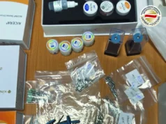 (Фото) Турски државјанин се обидел во Македонија нелегално да внесе 116 забни импланти: Поднесена кривична