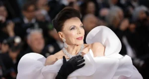 Tајната на младешкиот изглед на Џоан Колинс – таа е против козметички корекции