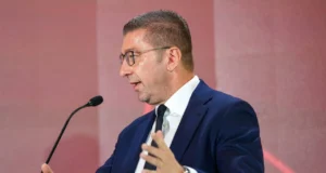 Мицкоски се пофали: Повторно сме со најниски цени на бензините и на дизел горивата