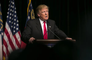 Трамп: Подготвен сум да ја уништам иранската економија затоа што сакам да победам