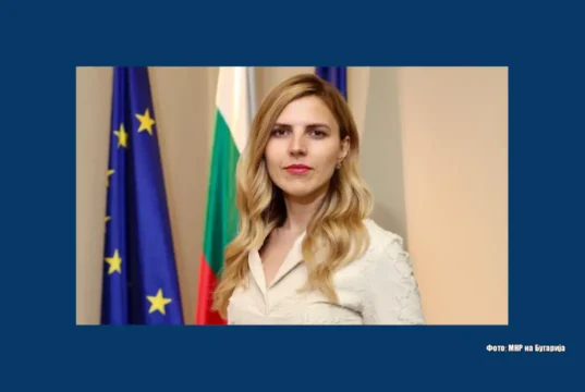 Шефицата на бугарската дипломатија Велислава Петрова – Чамова има клучна улога во европскиот компромис за почеток на преговорите на РСМ со ЕУ