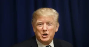 Европратеник: Трамп и удира шамар на ЕУ, но Брисел молчи