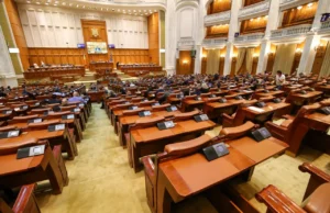Падна владата во Романија: парламентот изгласа недоверба