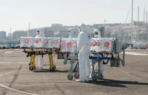 Здравствена тревога во Италија: Сомневање за ебола кај двајца повратници од Африка