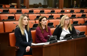 Комисијата за прашања на изборите и именувањата одржа јавна расправа за кандидатите за член на Судскиот совет