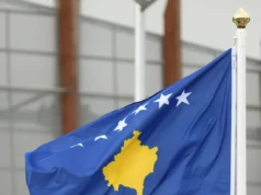 Косовските власти ја презедоа железничката станица во Звечан, отстранета таблата на кирилица