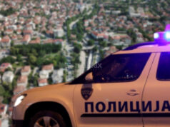 Малолетник претепан во кругот на училиште во Чаир
