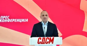 Филипче му честита на Радев: Со почитување на нашиот идентитет, можеме да ги надминеме сите отворени прашања