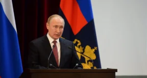 Путин ја обвини Украина за напад врз училиште, најмалку шестмина загинати