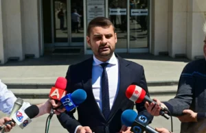 (Видео) СДСМ бара оставка од обвинителот Савески по телефонскиот разговор со Мицкоски